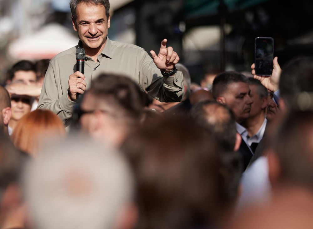 Γαλάζια κυριαρχία και συσπείρωση στην τελική ευθεία - Δημοσκοπικός αέρας στα πανιά του Μητσοτάκη
