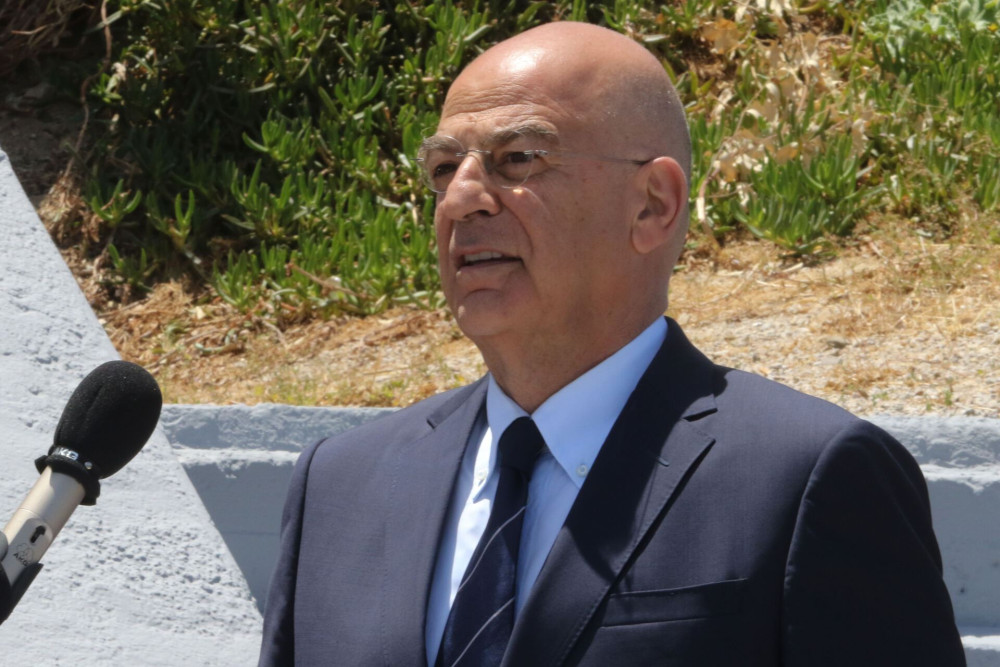 Συγχαρητήριο μήνυμα ΥΕΘΑ Νίκου Δένδια στον Εμμανουήλ Καραλή