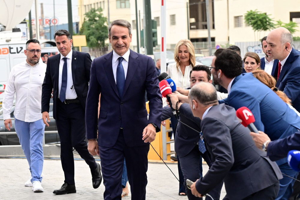 Η κυριαρχία Μητσοτάκη και το πολιτικό σκηνικό με το ενάμισι… κόμμα