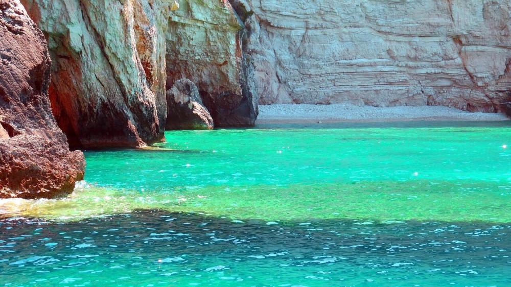 Καιρός: ‘Ερχεται μίνι καύσωνας
