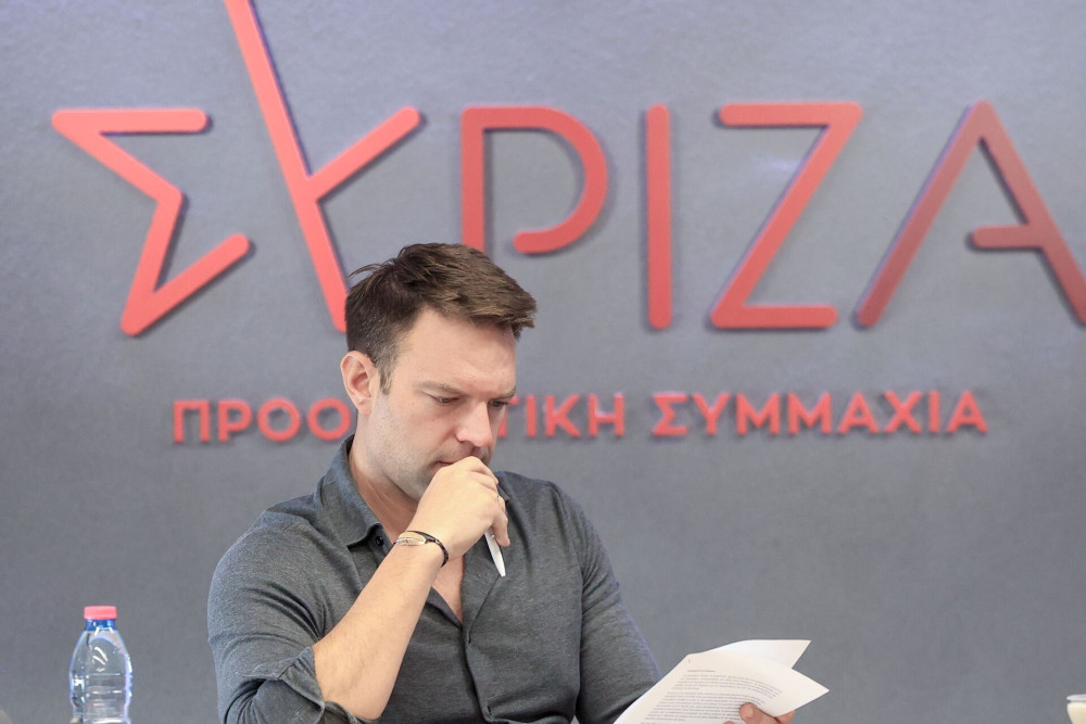 Τα βρίσκει «σκούρα» ο Κασσελάκης και αναζητεί συγκλίσεις με τομεάρχες άλλων κομμάτων