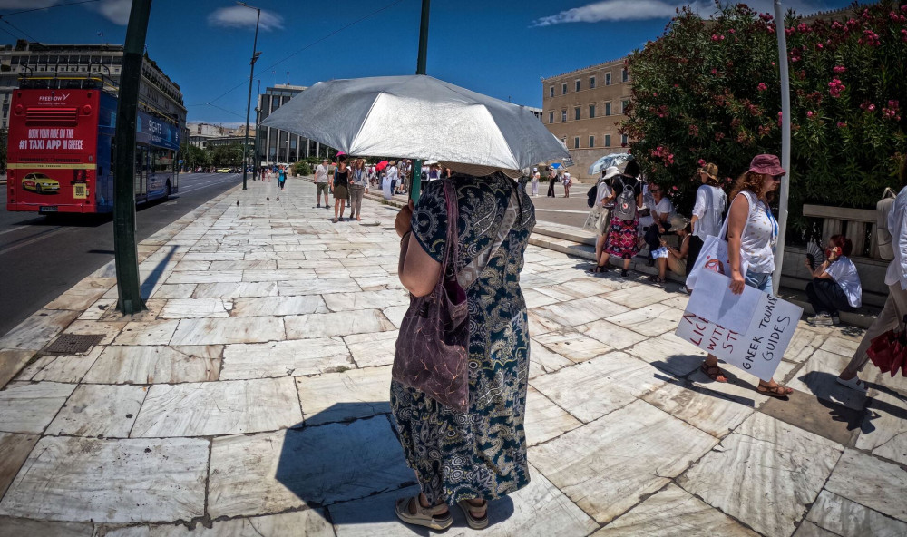 Έρχεται καύσωνας διαρκείας - Ο υδράργυρος ίσως αγγίξει τους 45 βαθμούς