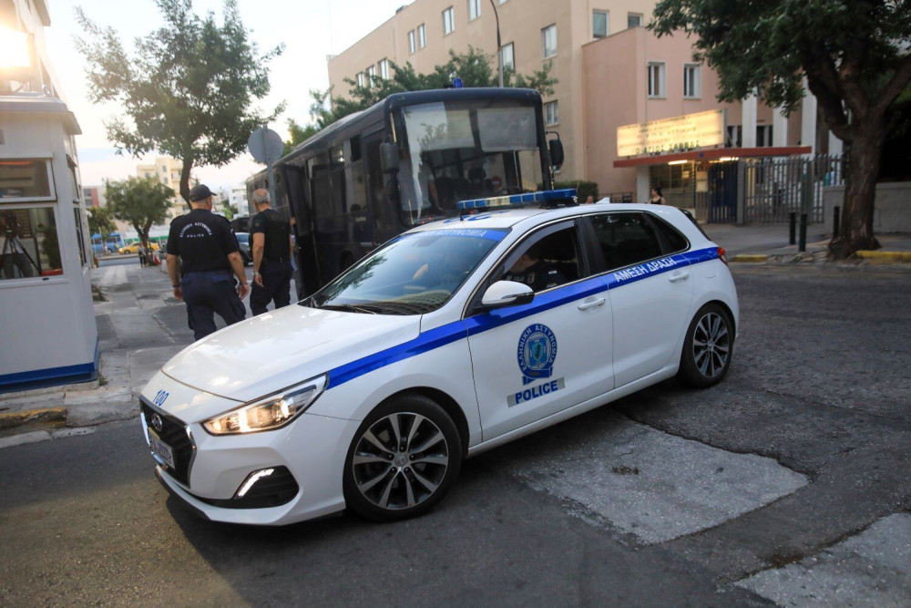 Συμπλοκή ανηλίκων στη Δάφνη με έναν τραυματία – Στην ΕΛΑΣ δύο προσαχθέντες