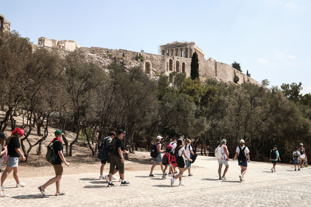 Ακρόπολη: επίθεση με μαχαίρι σε τουρίστες - Συνελήφθη ο δράστης