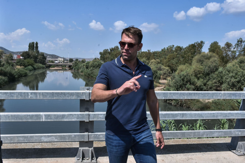 Κραυγή… αγωνίας από Κασσελάκη για να ασχοληθούν και μαζί του