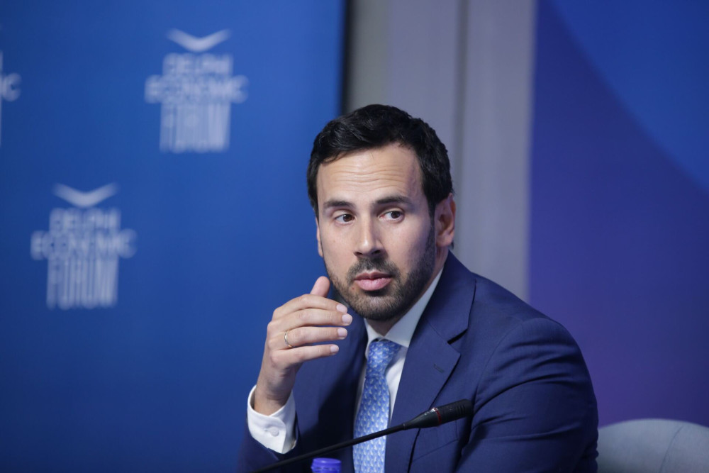 Ρωμανός: το αιχμηρό σχόλιο για τον... κατήγορο Βερβεσό (video)