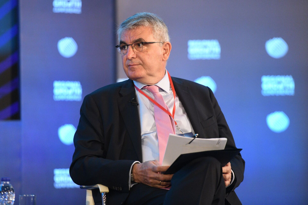 Παναγιώτης Τσακλόγλου: Μειωμένες οι εισφορές κοινωνικής ασφάλισης