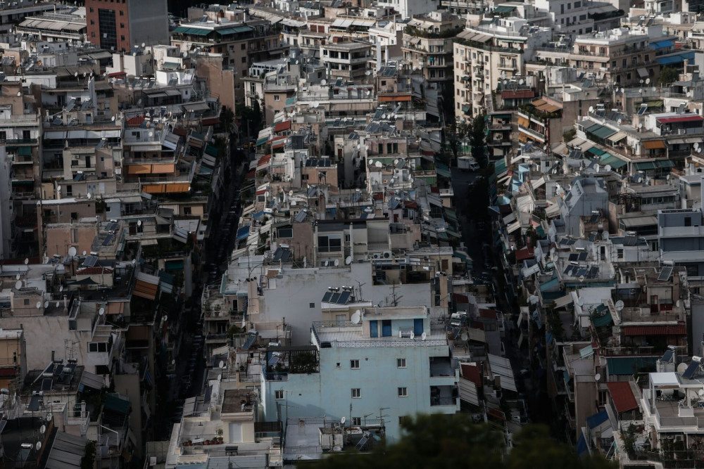 Τέλος στα παράνομα «υπνωτήρια» με πρόστιμα και σφραγίσεις