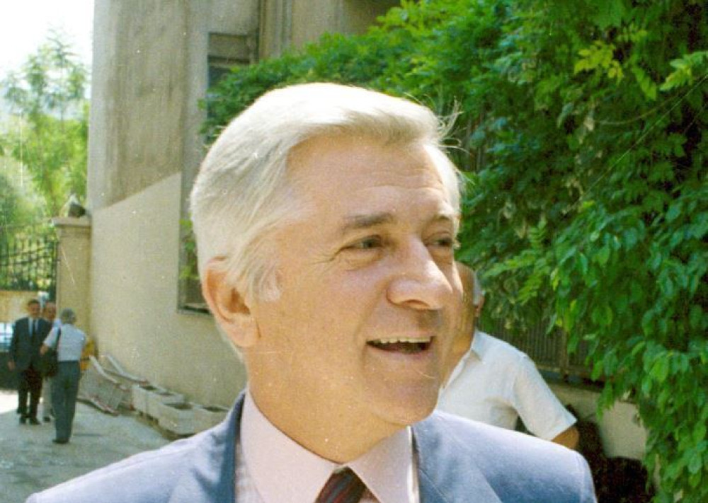 Σαν σήμερα: η δολοφονία του Παύλου Μπακογιάννη από τη «17 Νοέμβρη»