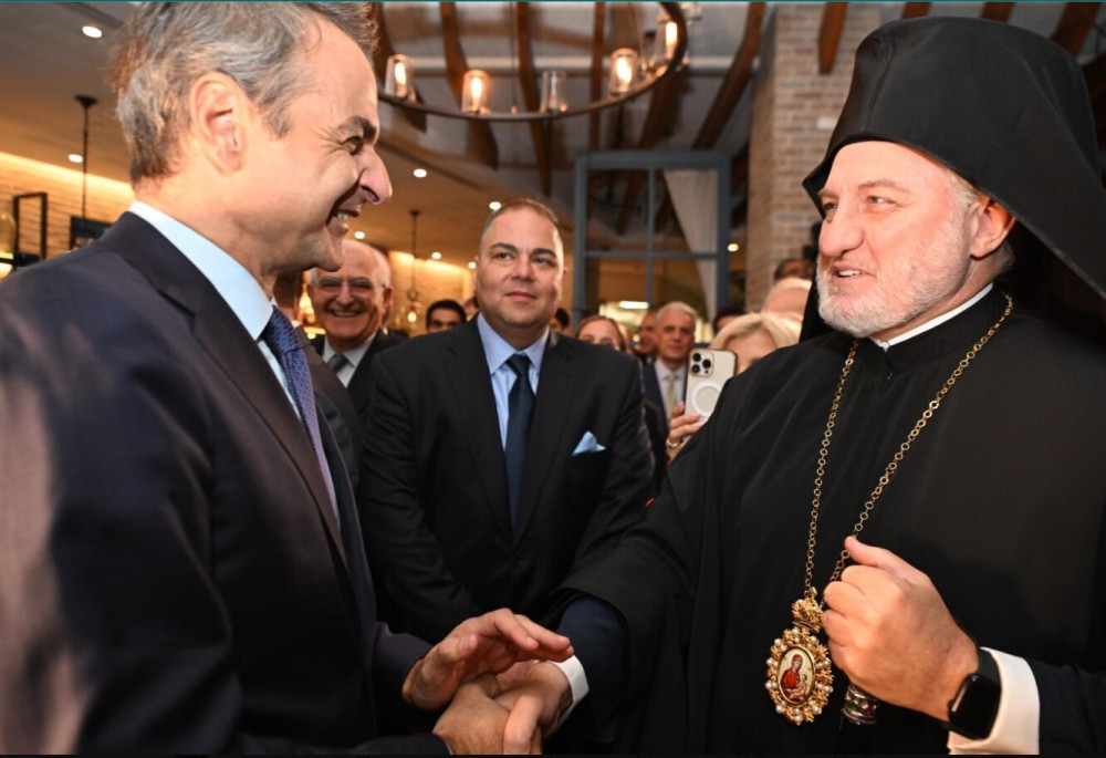 Ελπιδοφόρος: Εξαιρετική τιμή και μεγάλη χαρά να υποδεχόμαστε τον Κυριάκο Mητσοτάκη