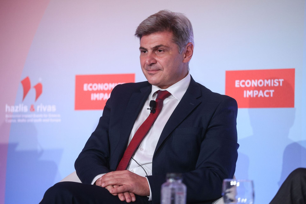 Νικόλας Φαραντούρης: Η μίρλα μας στον ΣΥΡΙΖΑ επισκιάζει τα σοβαρά προβλήματα
