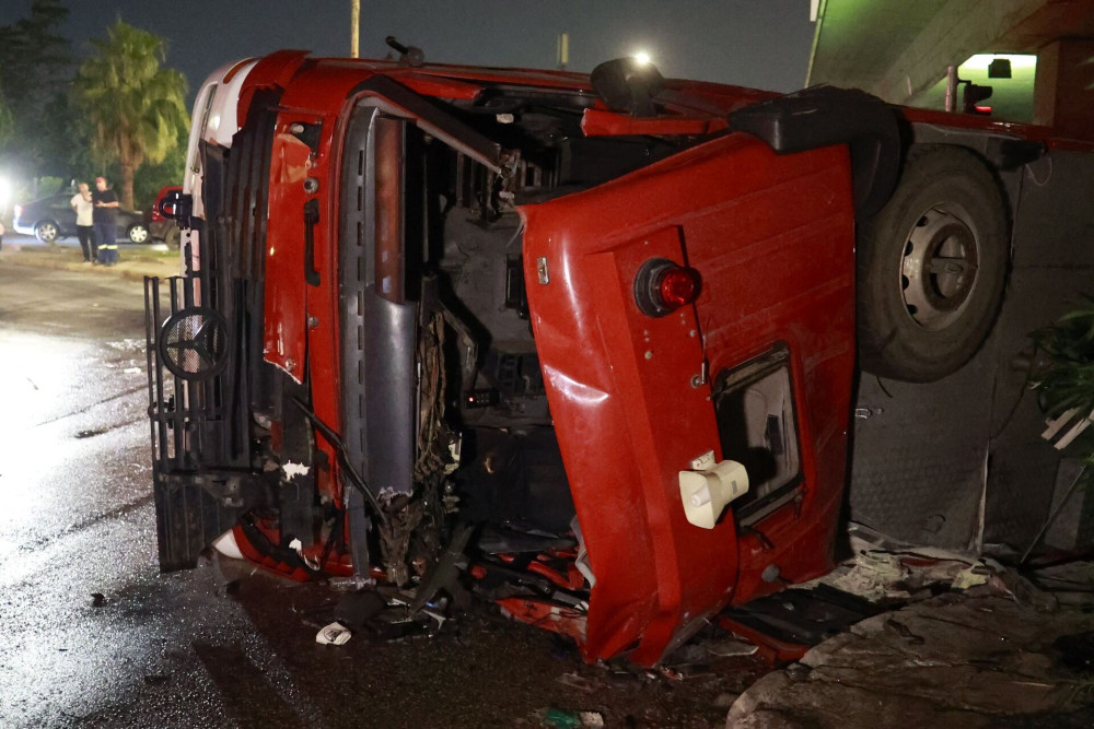 Εύβοια: πυροσβεστικό έπεσε σε χαράδρα - νεκρός ο οδηγός