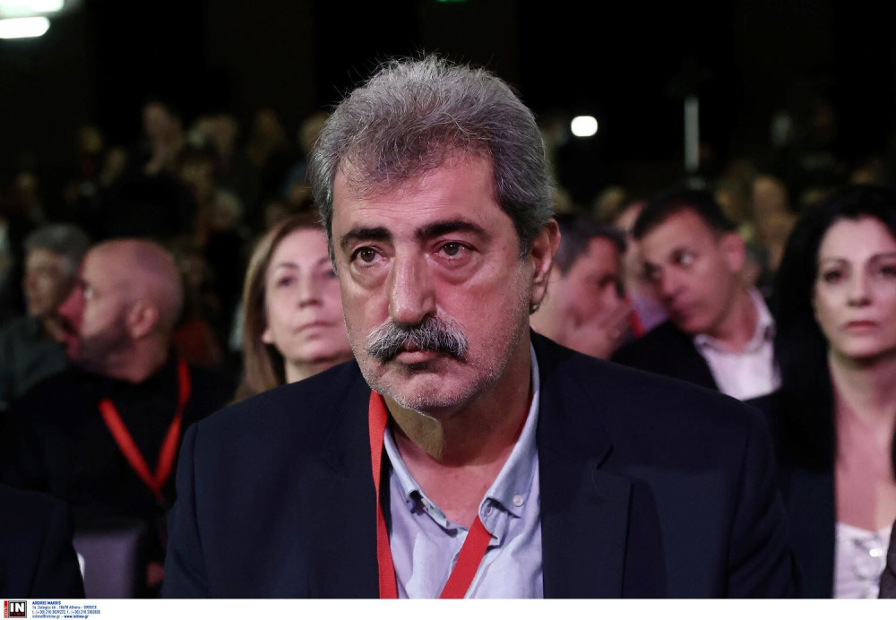 Ψήφισε ο Πολάκης: «Η συμμετοχή είναι η καλύτερη απάντηση σε όσους υπονόμευσαν τον ΣΥΡΙΖΑ»