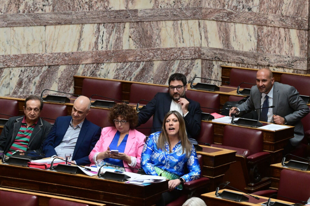 Τι κάνεις, Ζωή Κωνσταντοπούλου; Διακοπές σπέρνω!
