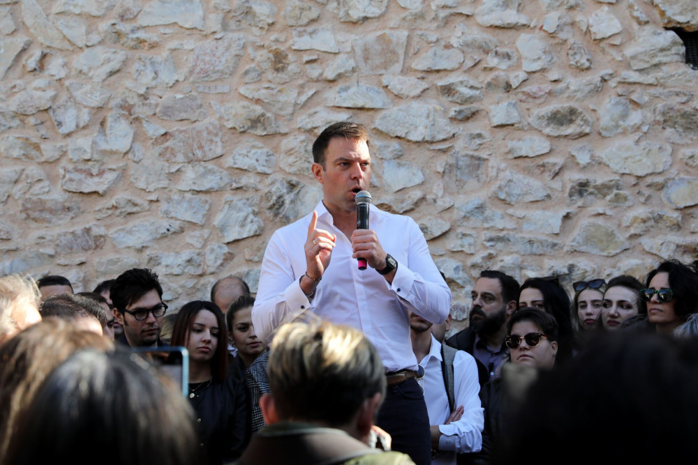Διάδοχος του… Ανδρέα Παπανδρέου ο Κασσελάκης: μιλά για νέο ’81