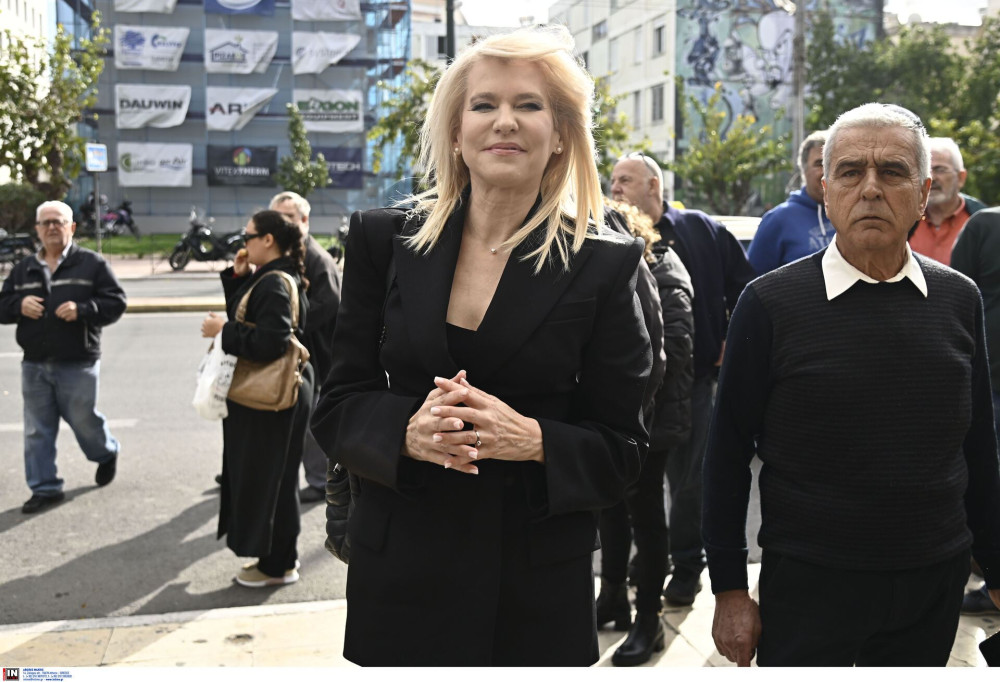 Οι... ανησυχίες της Τζάκρη για εξαφάνιση του ΣΥΡΙΖΑ και η πρόβλεψη για Τσίπρα (video)