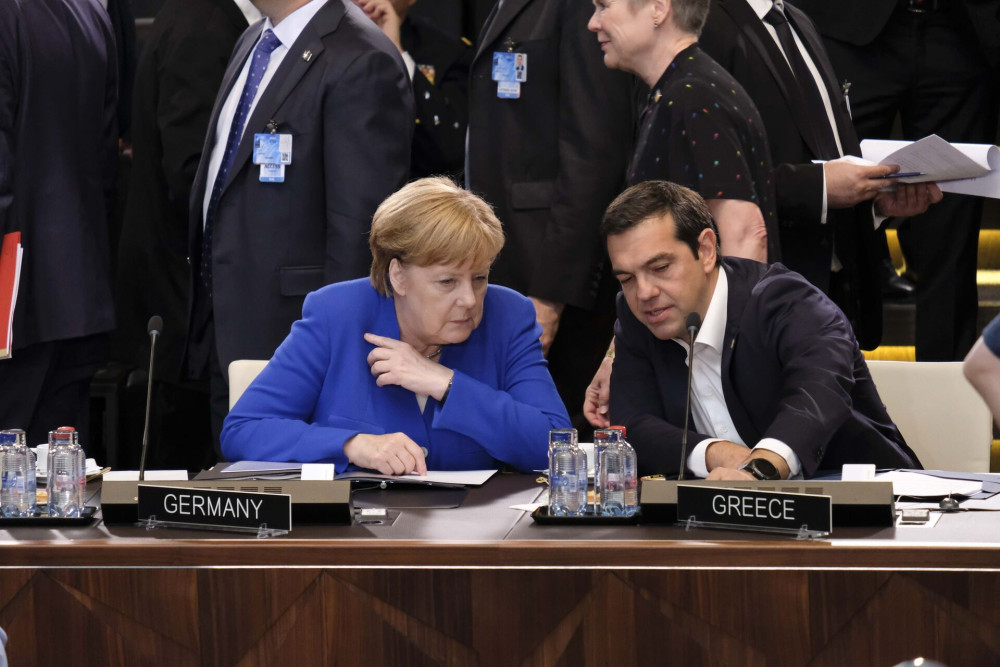 Η επίσκεψη της Μέρκελ και η απουσία του Τσίπρα