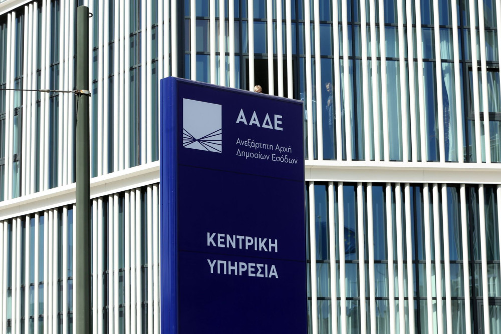 Φορο-σαφάρι με τεχνητή νοημοσύνη στο ηλεκτρονικό εμπόριο: στο στόχαστρο της ΑΑΔΕ οι ψηφιακές πλατφόρμες
