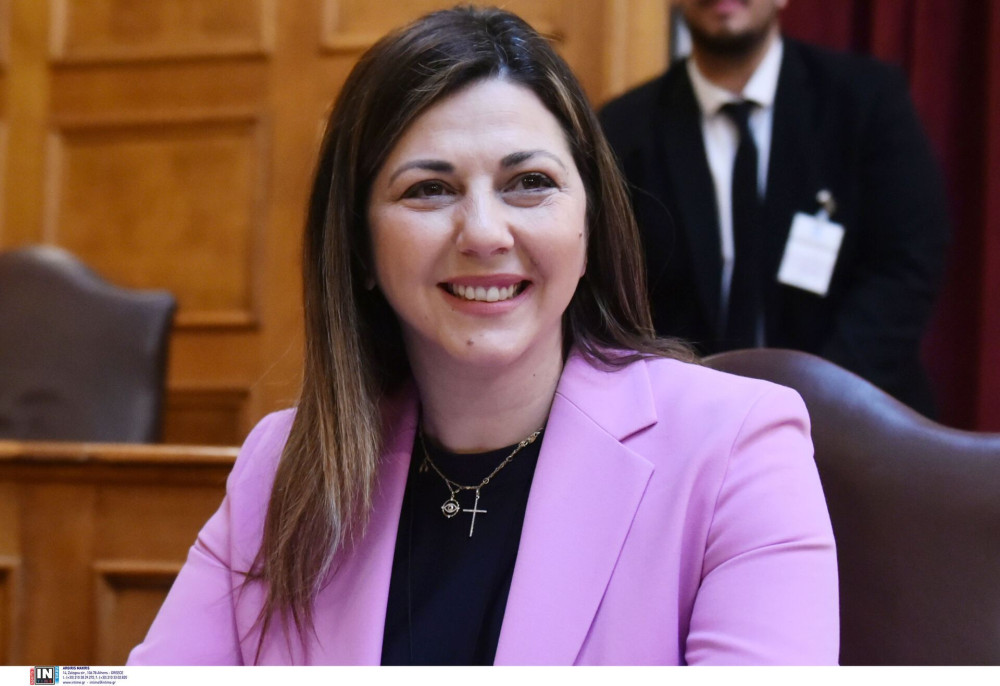 Το μήνυμα Ζαχαράκη στους υποψήφιους των Πανελλαδικών: Μπείτε στο εξεταστικό κέντρο με αυτοπεποίθηση