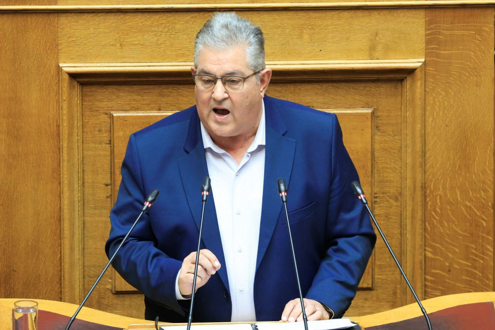 Βουλή - Προϋπολογισμός: «Να τον προτείνετε για Νόμπελ οικονομίας!» είπε ο Κουτσούμπας για Κασσελάκη