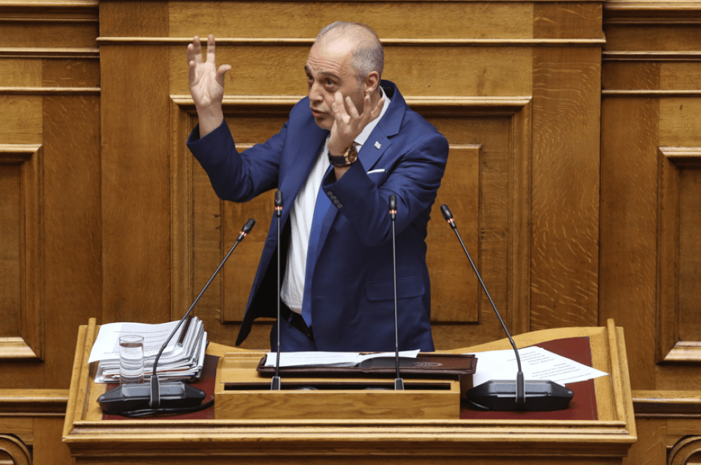 Κυριάκος Βελόπουλος: ζητά να προσκληθεί ο Μασκ στη Βουλή και ονειρεύεται... ελληνική παντοκρατορία στο Διάστημα