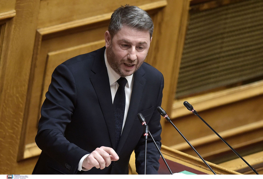 ΠΑΣΟΚ: φτώχεια στις δημοσκοπήσεις, γκρίνια για τον Ανδρουλάκη