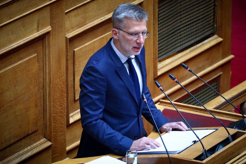 Σκέρτσος κατά ΠΑΣΟΚ: Να απολογηθεί για τις θεωρίες παράνομων φορτίων που καταπέφτουν με κρότο