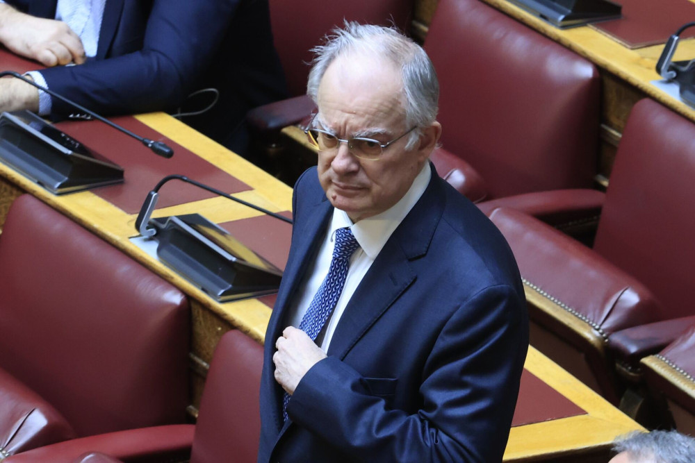 Ο Τασούλας, οι άλλοι και οι δημοσκοπήσεις