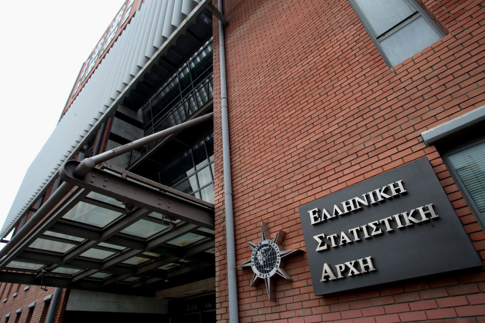 ΕΛΣΤΑΤ: Στάσιμες οι γεννήσεις στο α' εξάμηνο του 2026