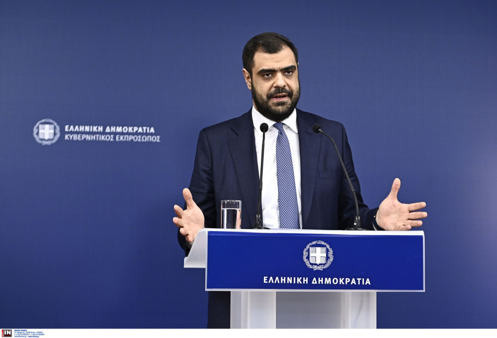 Μαρινάκης για Τέμπη: Καμία αιτιώδης συνάφεια της σύμβασης 717 σε ποινικό επίπεδο και του δυστυχήματος