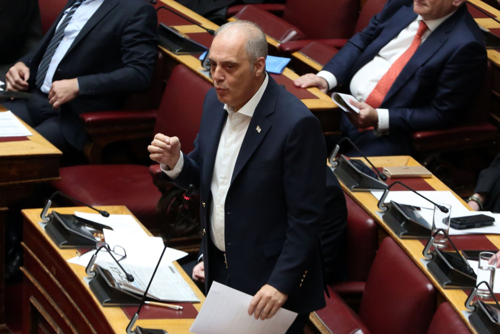 Απίθανος ισχυρισμός Βελόπουλου για τον κατώτατο μισθό: Η κυβέρνηση κλέβει τον επιχειρηματία