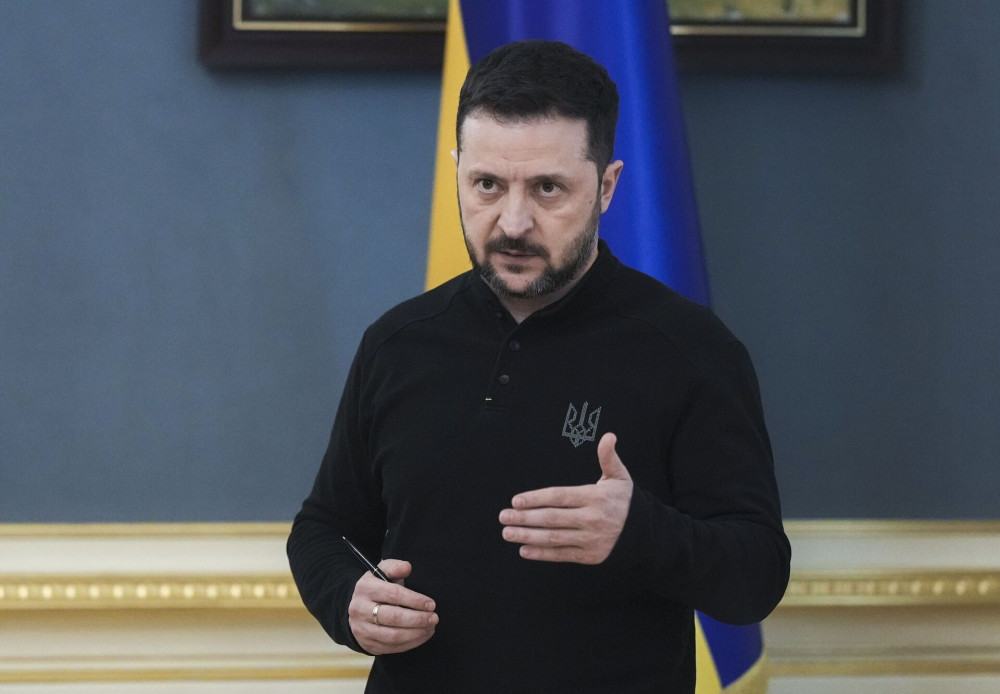 Φονική επίθεση με ρωσικό βαλλιστικό πύραυλο στο Σούμι - Δεκάδες θύματα καταγγέλλει ο Ζελένσκι (video)