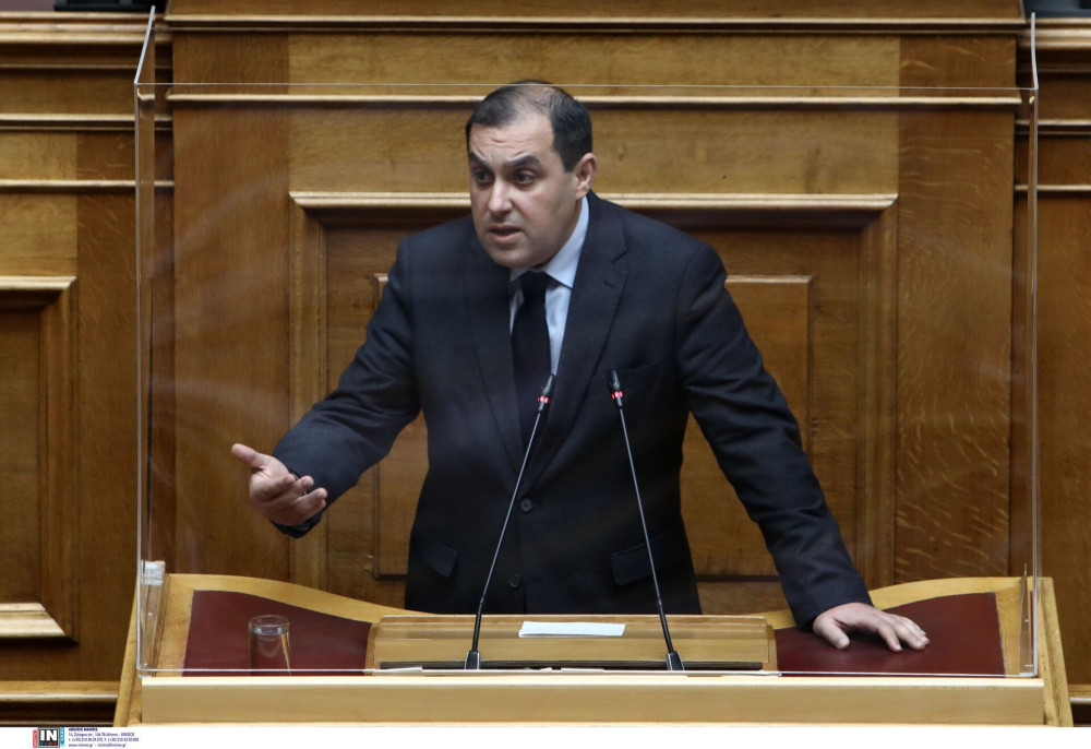 Κατσαφάδος: Σεβασμός στους διεθνείς κανόνες και ενίσχυση των συνόρων στο μεταναστευτικό