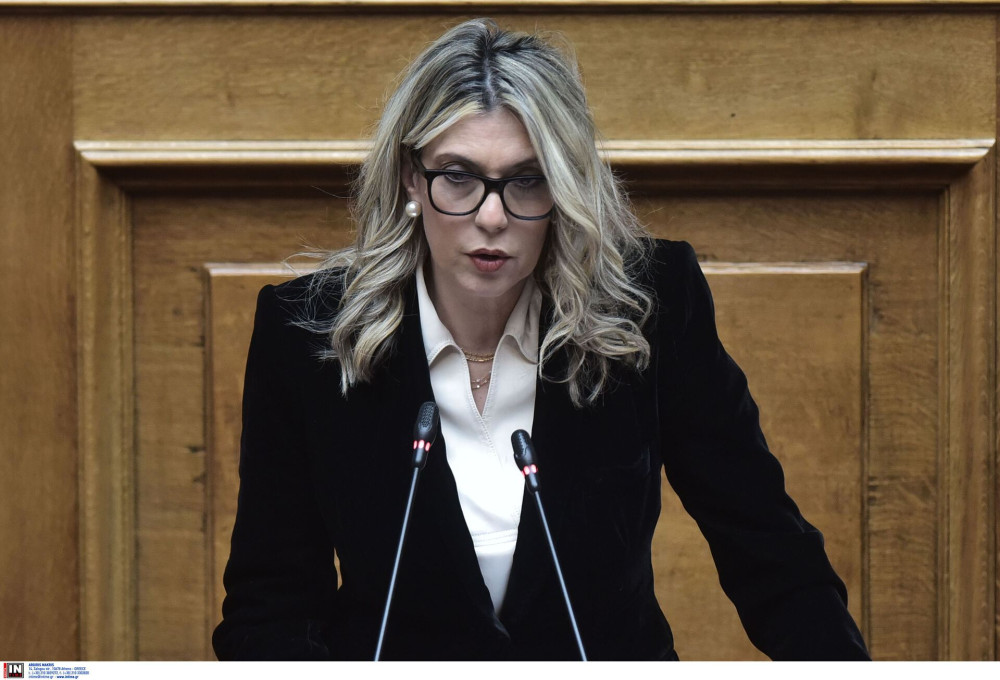 Άννα Καραμανλή: Η Αθηναϊκή Ριβιέρα στο επίκεντρο της στρατηγικής του υπουργείου Τουρισμού