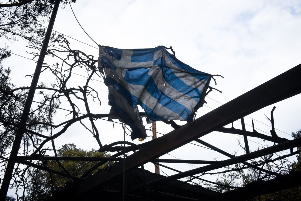 Παγκόσμια Ημέρα Θεάτρου: η τέχνη της υποκρισίας και η τραγωδία στο Μάτι