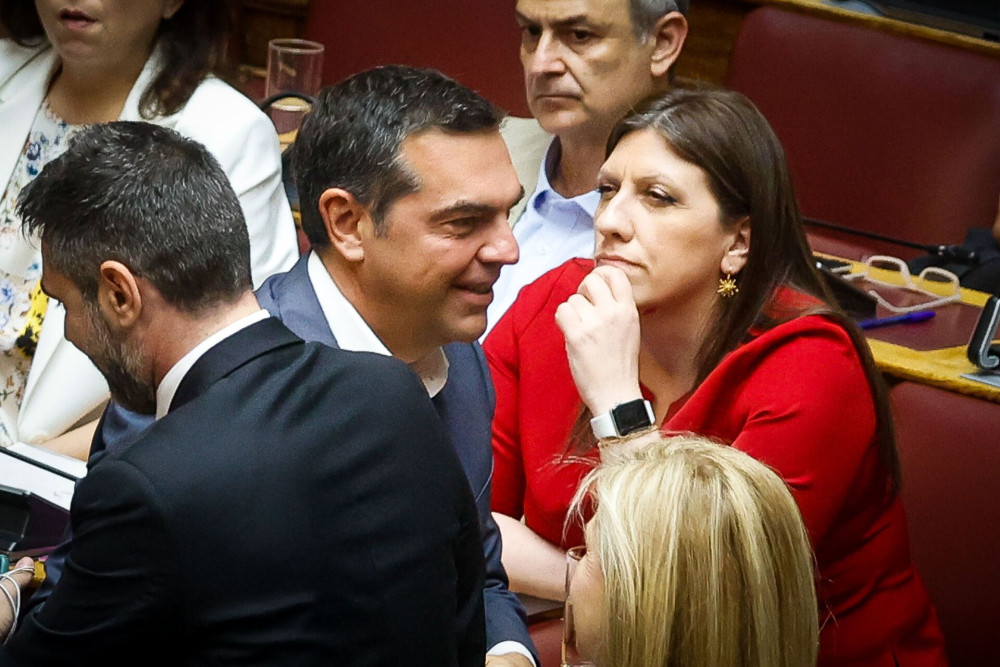 Η Ζωή πήρε φόρα και στέλνει τον Τσίπρα στο… λαγούμι του