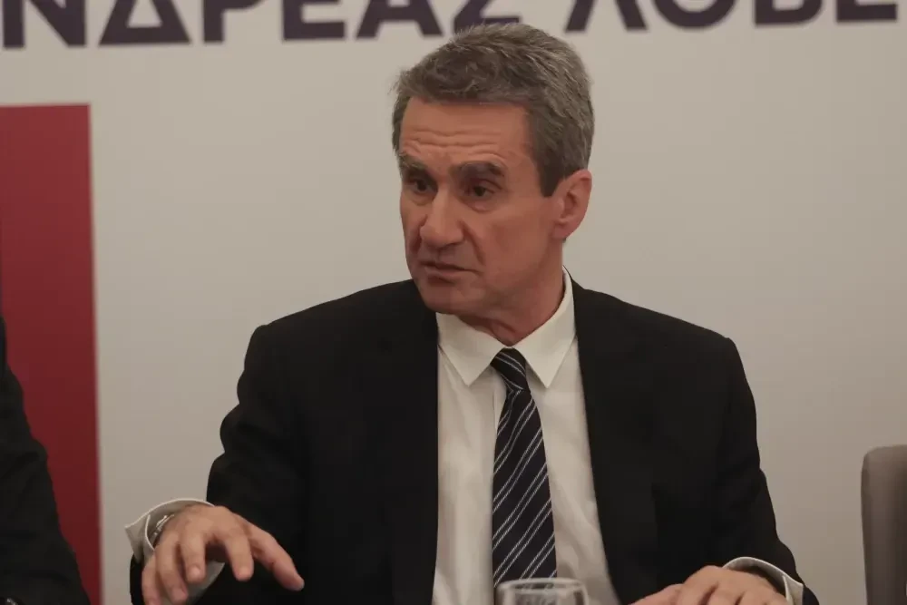 Λοβέρδος για παραπομπή Καραμανλή: «Συγκροτημένη πρόταση, σφάλλει η αντιπολίτευση»