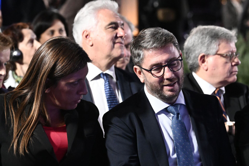 Αντιπολίτευση χωρίς αύριο
