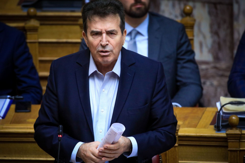 Χρυσοχοΐδης: Τα πολλά δίκυκλα και τα μικρά πεζοδρόμια επιδεινώνουν το πρόβλημα της οδικής ασφάλειας