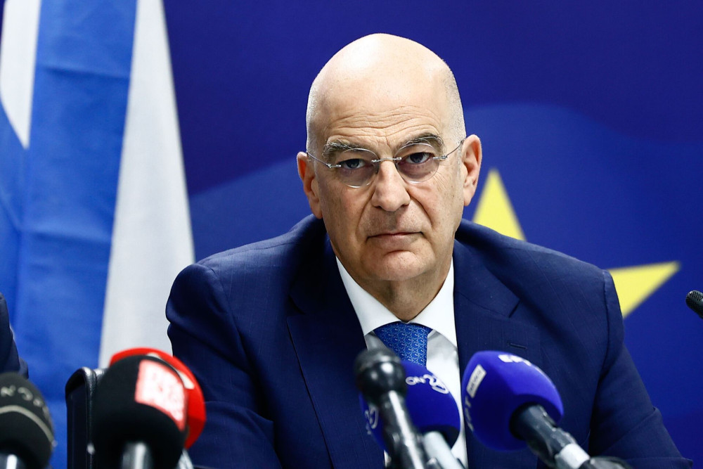 Αποτροπιασμός Δένδια για την επίθεση σε ελληνορθόδοξη εκκλησία στη Συρία
