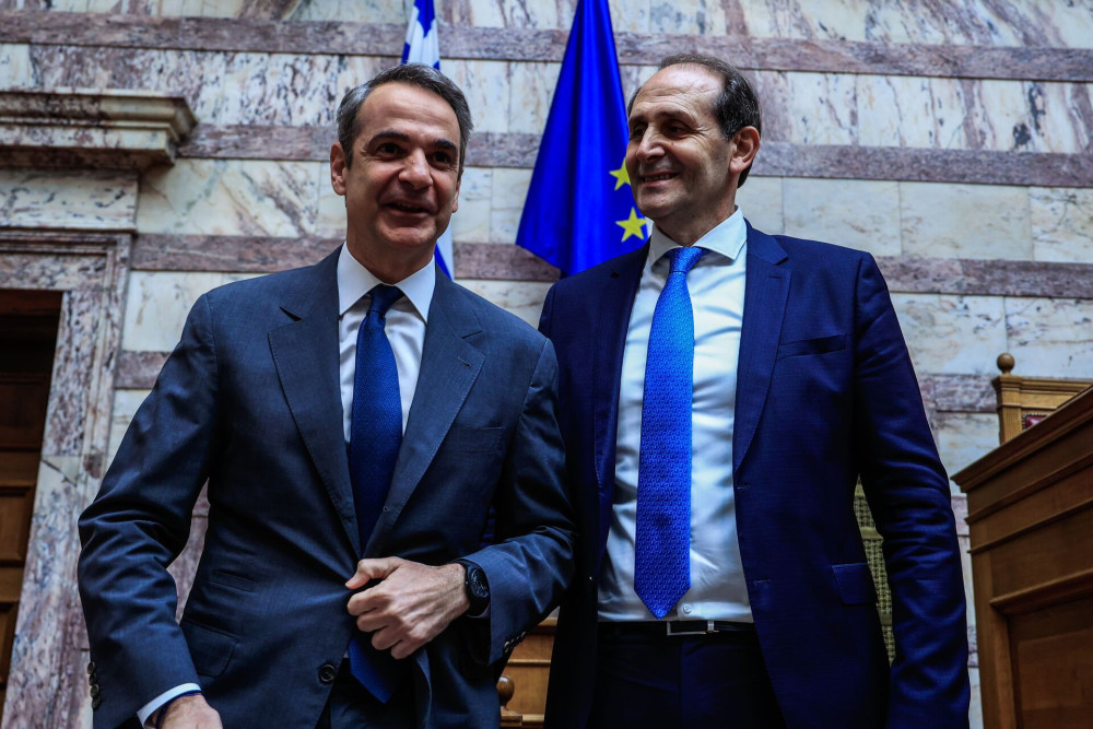 Το μήνυμα Μητσοτάκη σε Βεσυρόπουλο και Καλαφάτη - Τι έγραψε ο νέος γραμματέας ΚΟ της ΝΔ (photo)