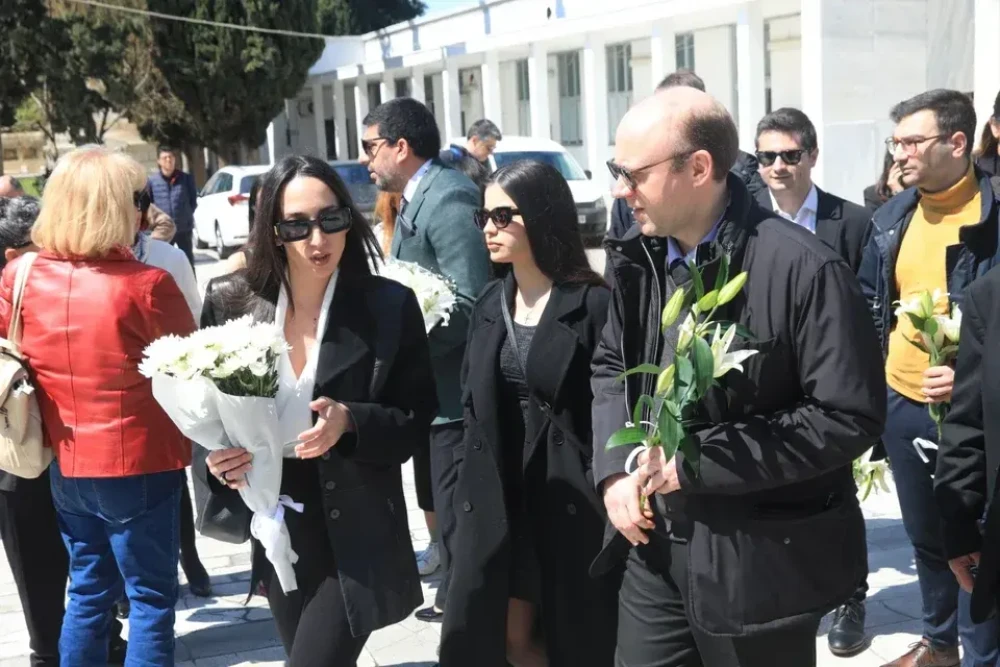 Αλέξης Κούγιας: τελέστηκε σε κλίμα βαθιάς οδύνης το 40ημερο μνημόσυνό του (photos)