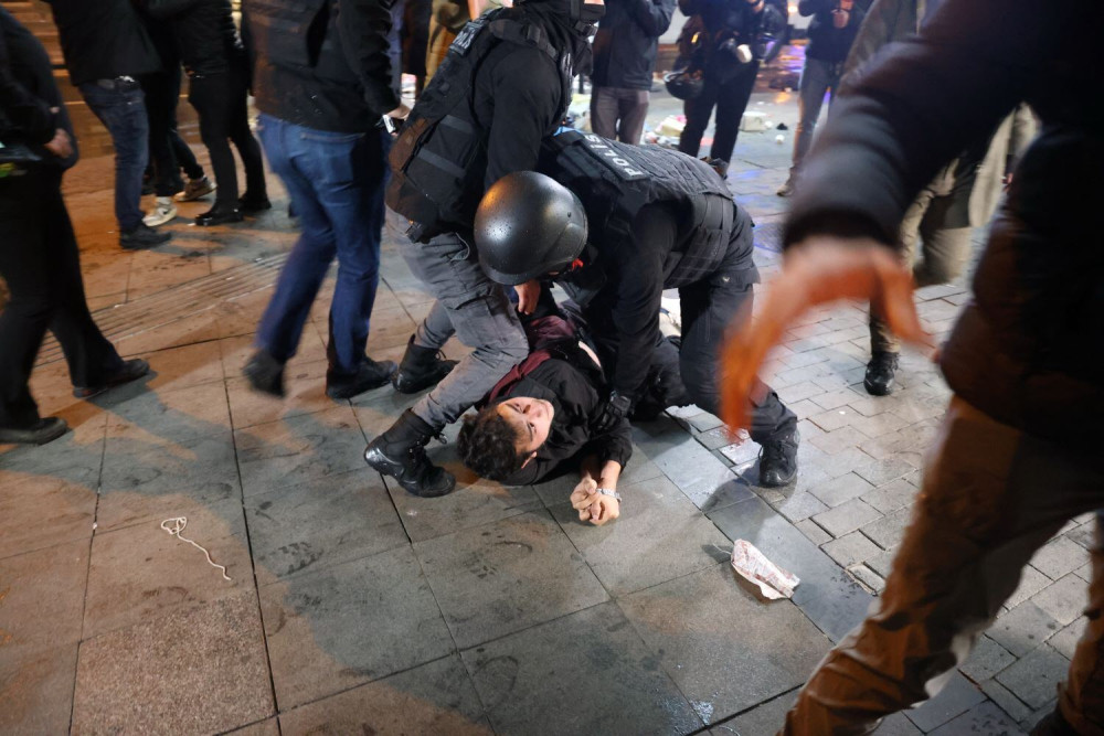 Τουρκία: φυλάκισαν φωτορεπόρτερ του AFP για συμμετοχή σε διαδήλωση