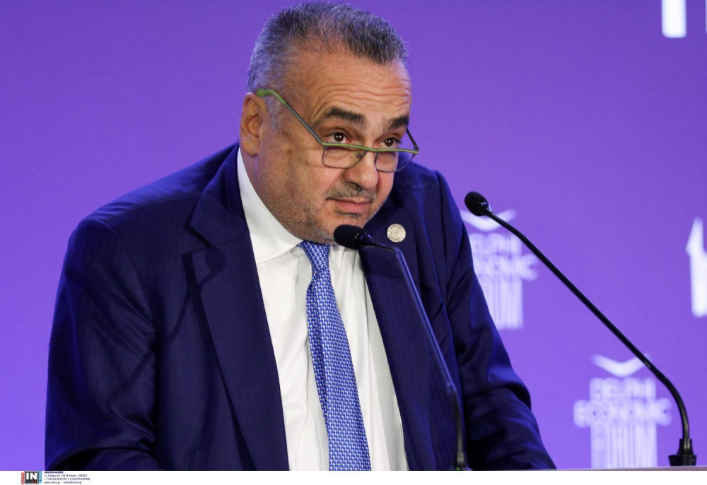 Αδειάζει τον Βερβεσό ο Δέδες: Δεν προκύπτει ύπαρξη παράνομου φορτίου – Επιμένει στην έκθεσή του
