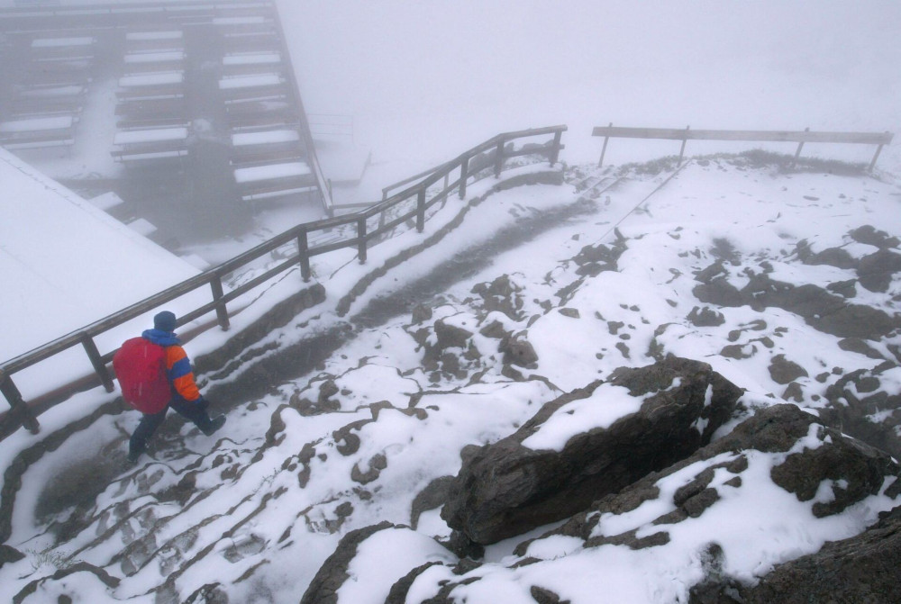 Άλπεις: σφοδρές χιονοπτώσεις μέσα στην άνοιξη