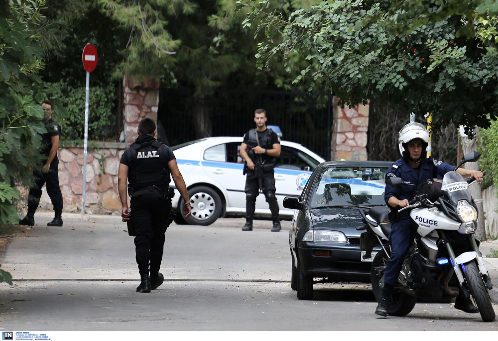 Μεγάλη επιχείρηση της ΕΛΑΣ για εκκένωση κατάληψης στο ΑΠΘ