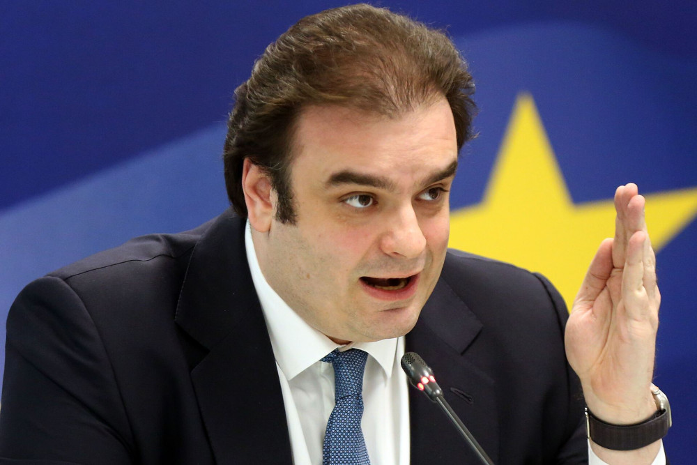 Πιερρακάκης για μόνιμα μέτρα στήριξης: Όποιος ζητά περισσότερα μέτρα, να πει ποιον θα φορολογήσει (video)