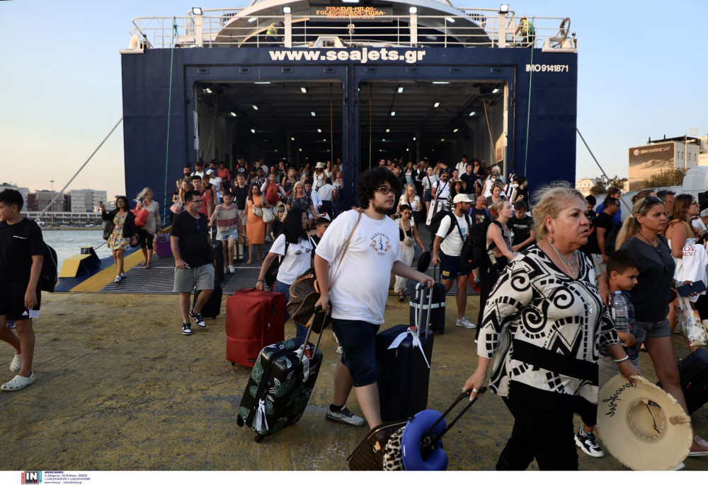 Βουλή: ψηφίζεται σήμερα η ρύθμιση για τη συγκράτηση των τιμών στα ακτοπλοϊκά εισιτήρια