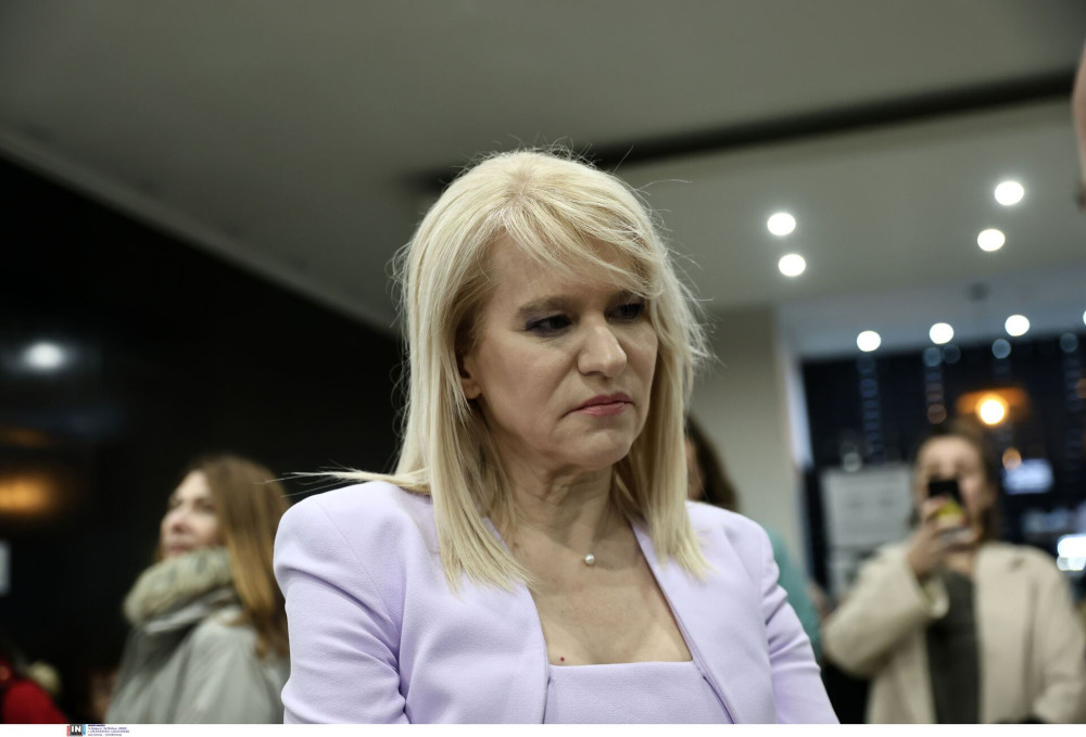 «Τριγμοί» στους «Δημοκράτες»-Αποχώρησε η Τζάκρη
