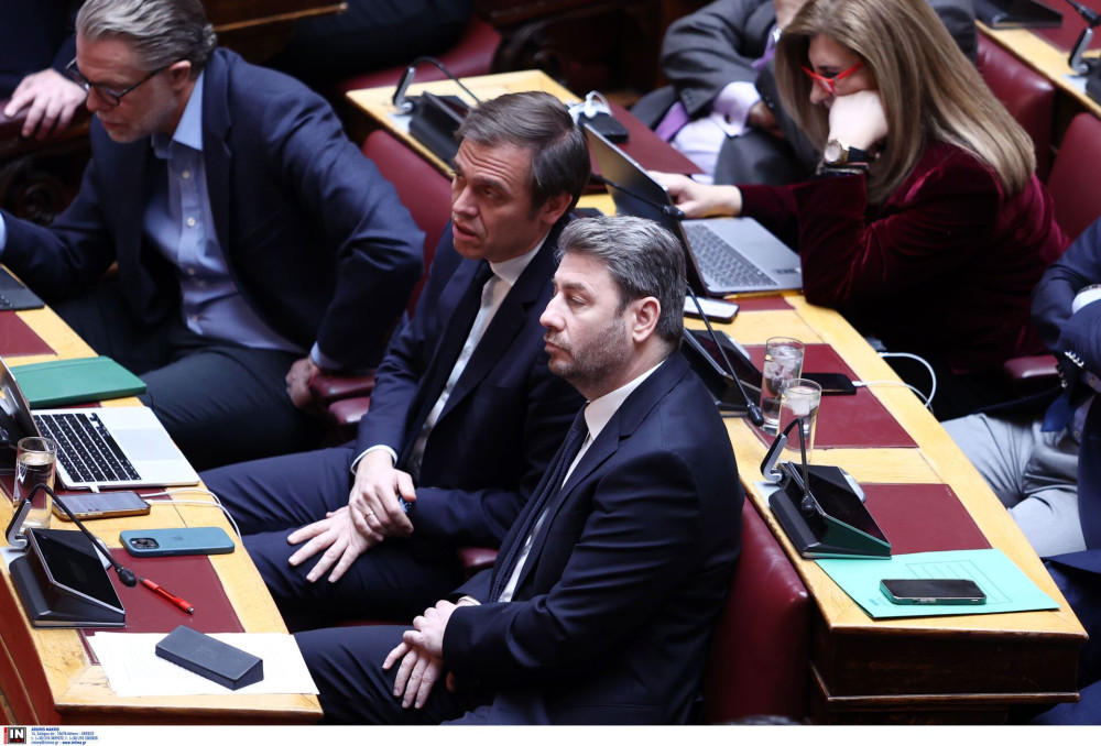Πείτε και σε εμάς το μυστικό, σύντροφοι του ΠΑΣΟΚ